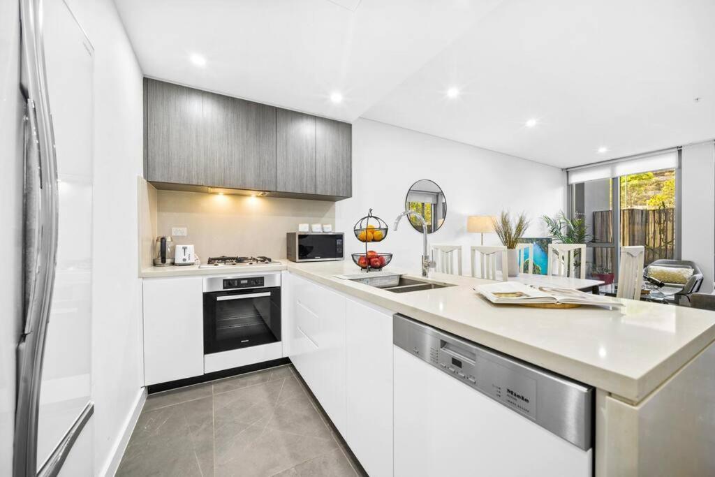 Apartment Steps From Olympic Park - Spacious 3-bedroom